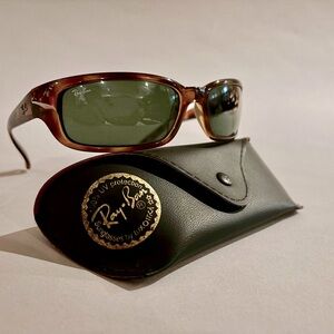 Ray-Ban Tortoise Shell Sunglasses with Black Case